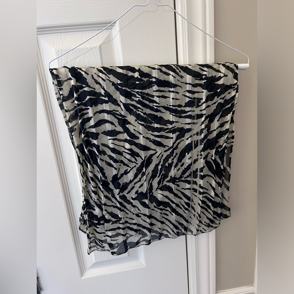 Ladies scarf